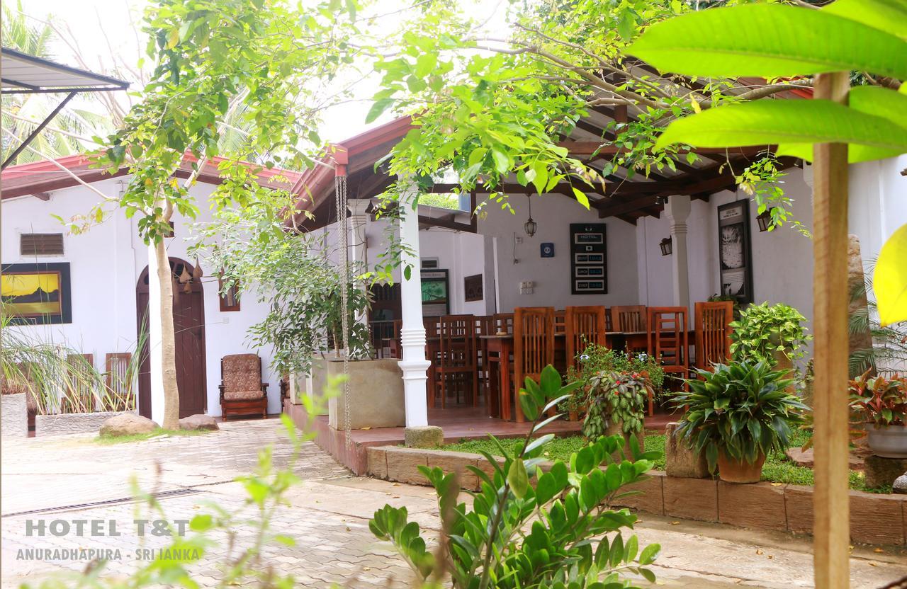 Hotel T & T Anuradhapura Bagian luar foto