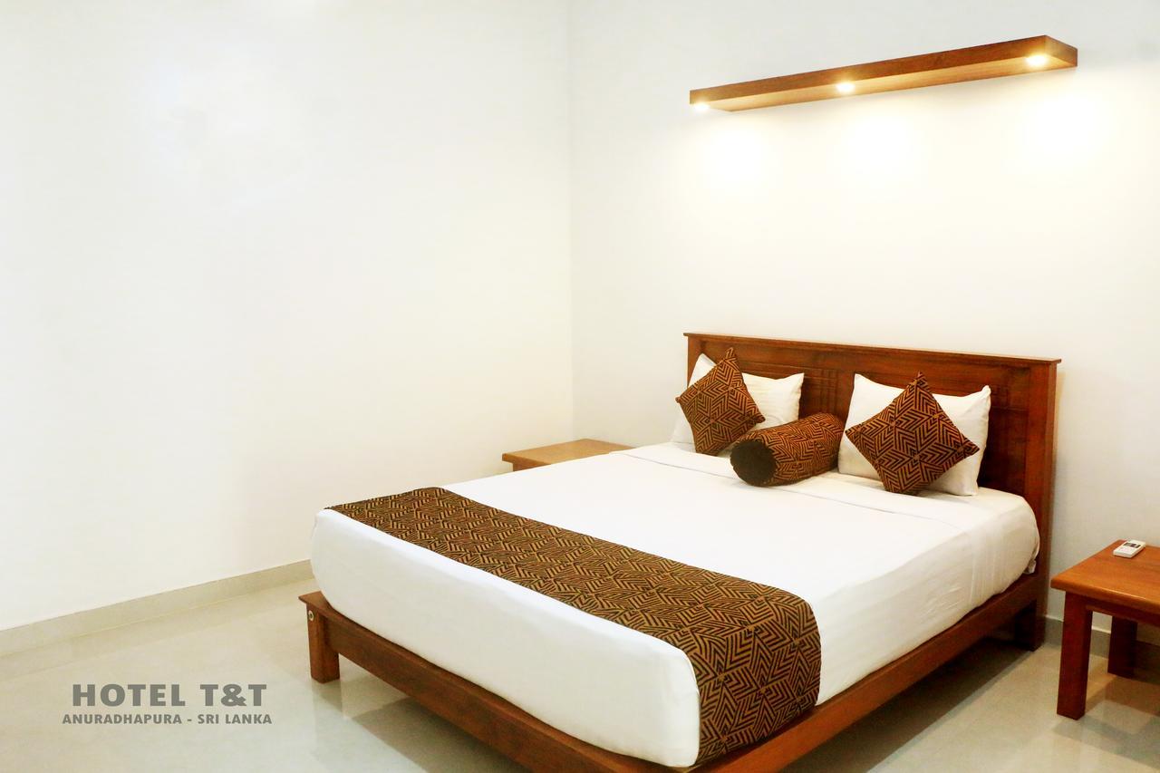 Hotel T & T Anuradhapura Bagian luar foto