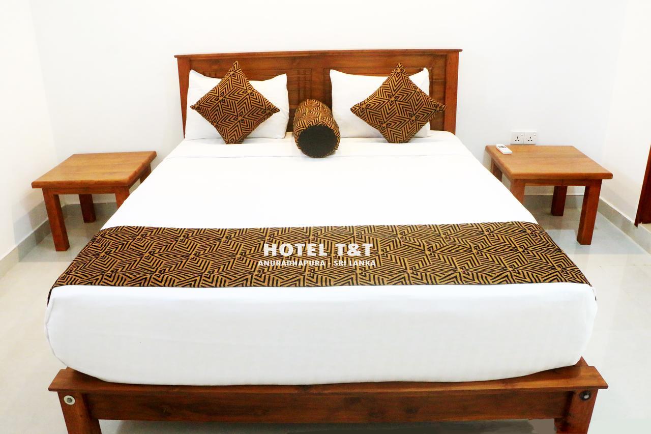 Hotel T & T Anuradhapura Bagian luar foto